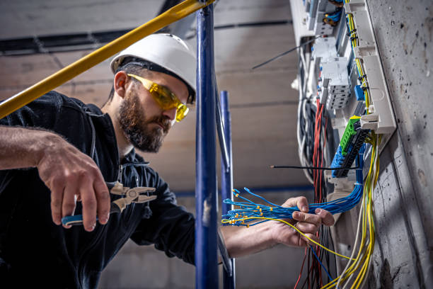  Langley, WA Electrician Pros